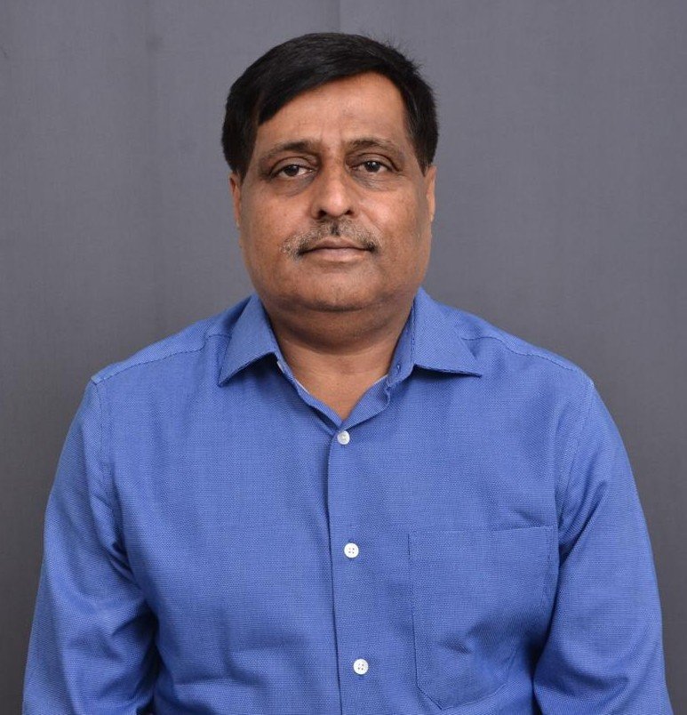 Kamesh Kumar, Registrar